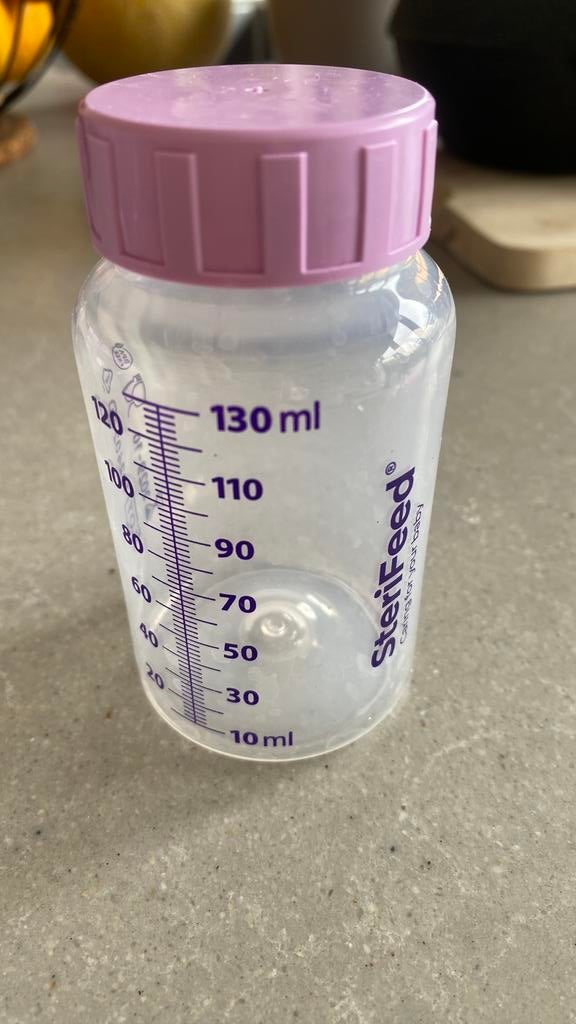 Sterifeed flesjes 12 stuks, Kinderen en Baby's, Babyvoeding en Toebehoren, Ophalen of Verzenden, Zo goed als nieuw, Overige typen