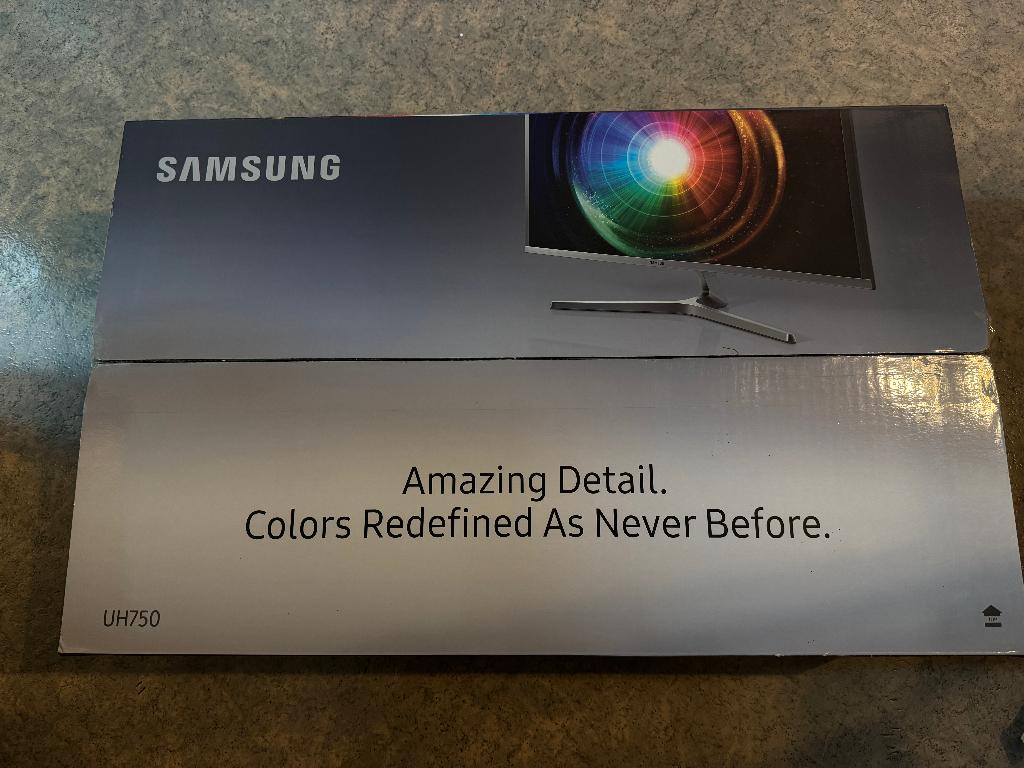 4K QLED  - Samsung U28H750 (28 inch), Computers en Software, Monitoren, Zo goed als nieuw, 60 Hz of minder, DisplayPort, HDMI