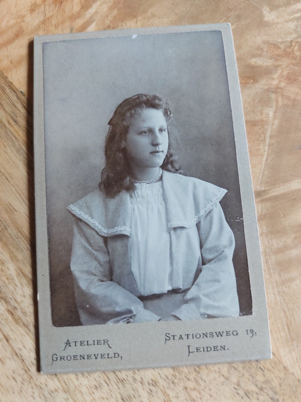 Cdv Marie Kruger, Atelier Groeneveld Leiden, Gebruikt, Foto, Ophalen of Verzenden, Voor 1940