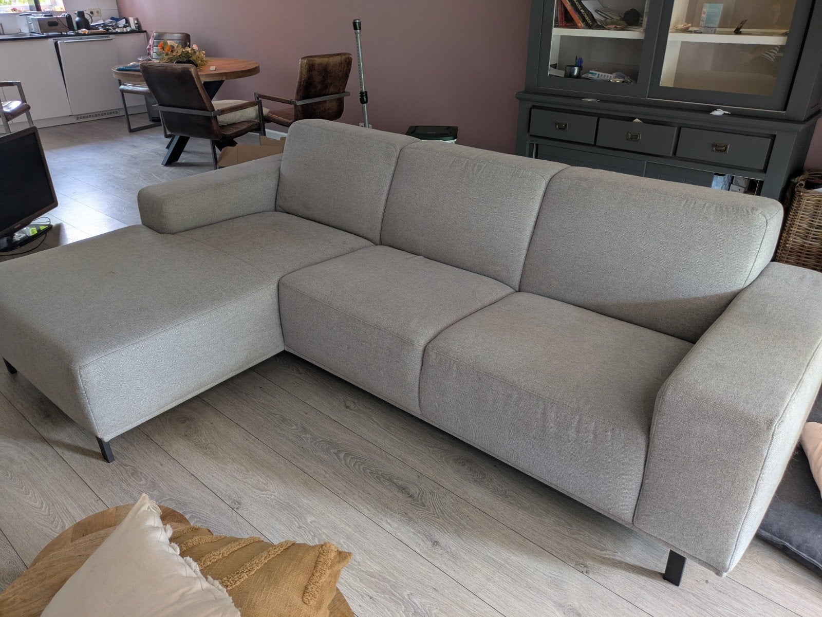 Moderne hoekbank, gekocht in 2023, 250 tot 300 cm, Gebruikt, 100 tot 125 cm, Hoekbank