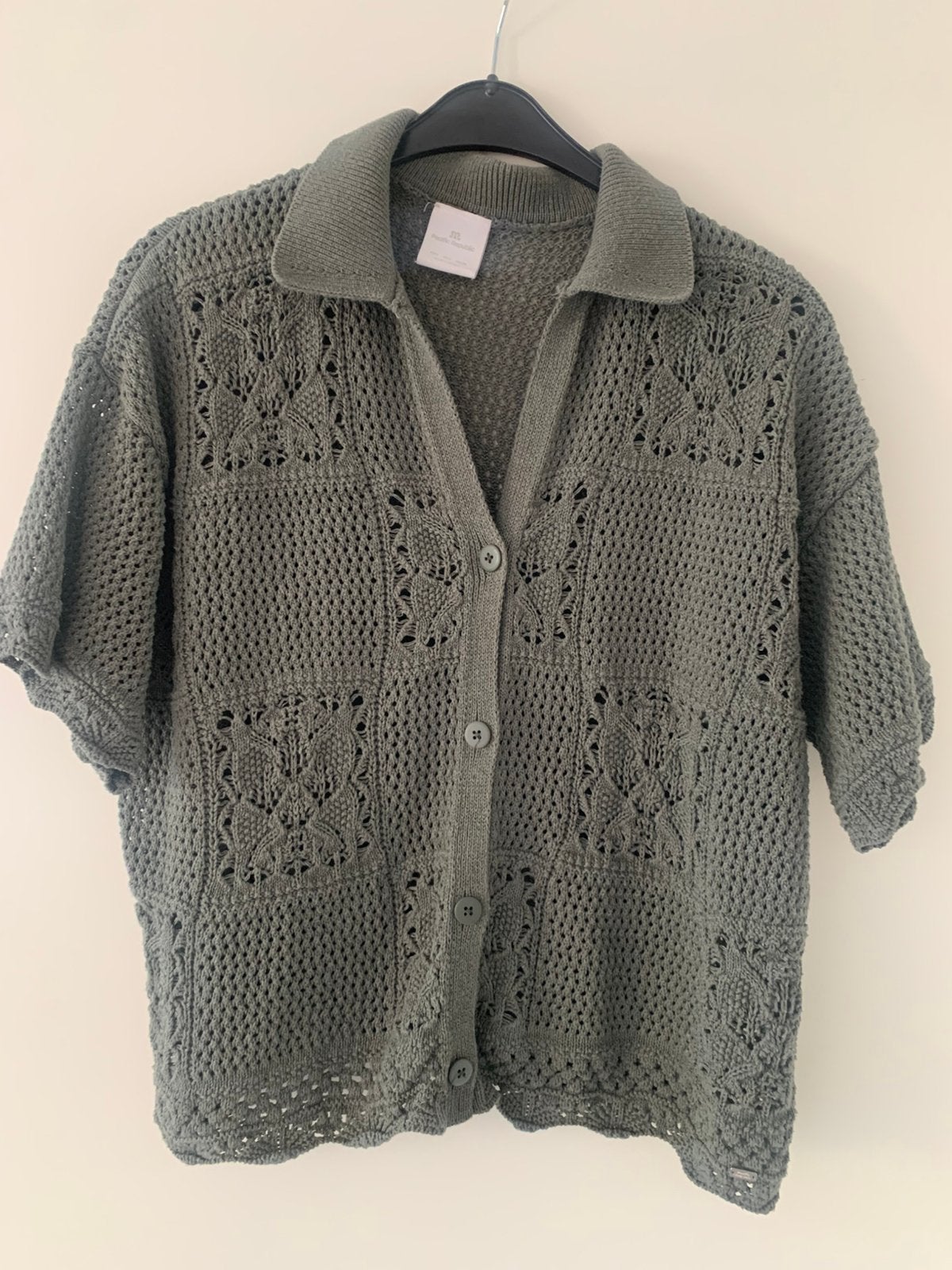 Mooi najaarsvestje maat 48, Ophalen of Verzenden, Zo goed als nieuw, Groen, Trui of Vest