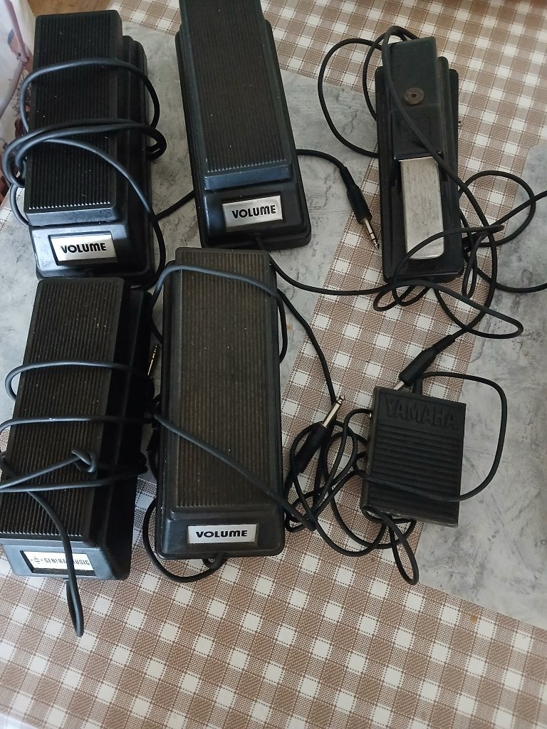 effecten voetpedalen, Ophalen of Verzenden, Gebruikt, Volume
