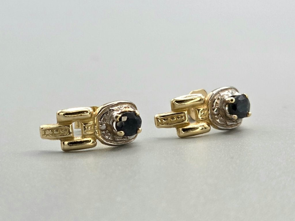 Vintage gouden bi-color oorbellen met saffier. 2026/663, Blauw, ., Nieuw, Ophalen of Verzenden