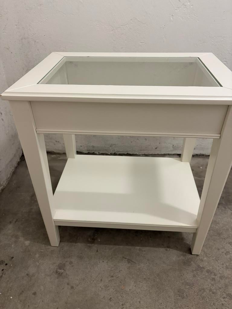 Super mooi bijzettafeltje, Huis en Inrichting, Tafels | Sidetables, Ophalen of Verzenden, Zo goed als nieuw