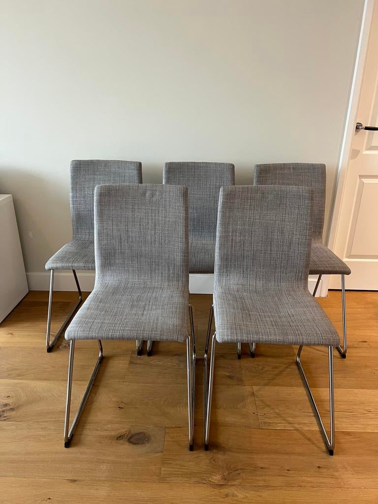 IKEA Volfgang stoelen grijs – Complete set van 5 stuks, Huis en Inrichting, Ophalen of Verzenden, Zo goed als nieuw, Stof, Grijs