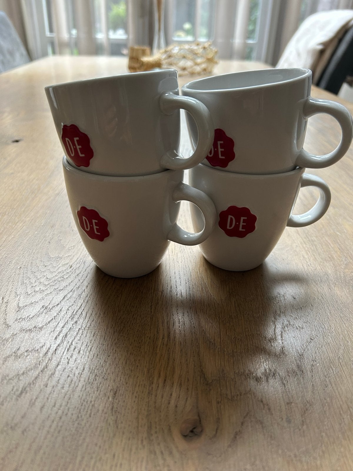 Set van 4 Douwe Egberts koffiemokken, nieuw, Huis en Inrichting, Overige typen, Nieuw, Ophalen of Verzenden, Steen/keramiek