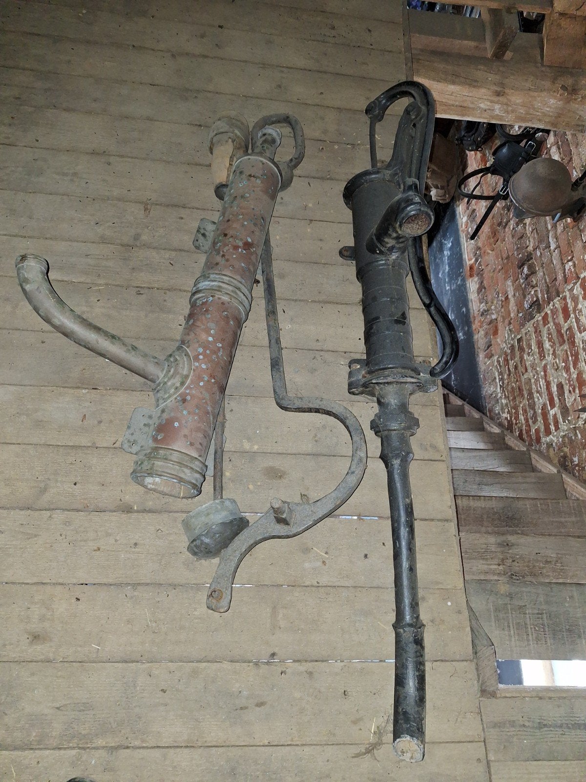 Oude waterpompen, Ophalen of Verzenden