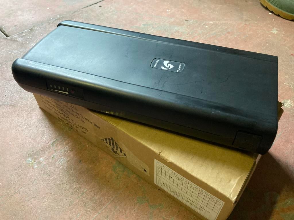 Sparta Power E-bike Accu 36V B-400 Defect/Revisie, Fietsen en Brommers, Fietsaccessoires | Fietsaccu's, Ophalen of Verzenden, Gebruikt