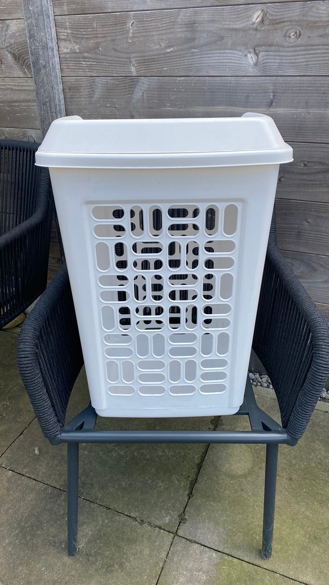 Nog mooie grote wasmand, Gebruikt, Wit, Ophalen of Verzenden, Wasmand