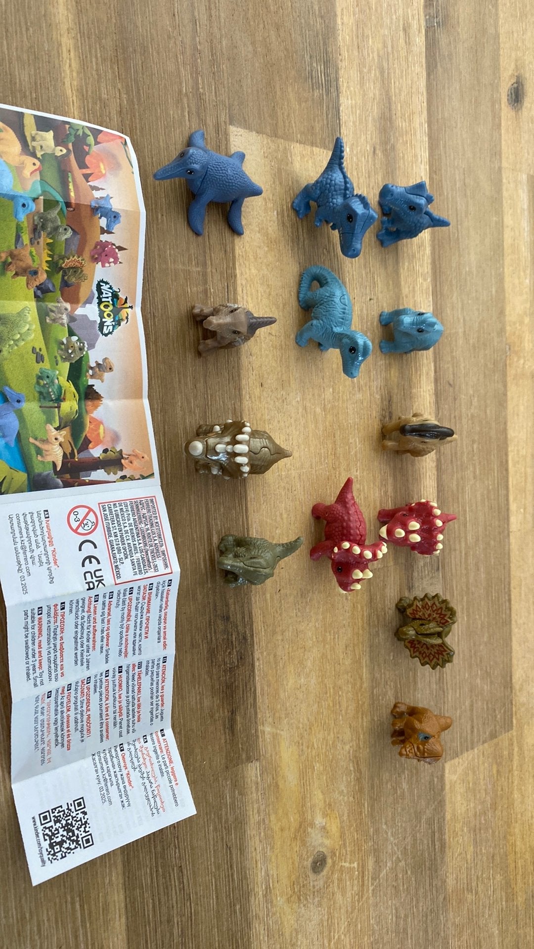 Natoons dinosaurus dino kindersurprise ei, Ophalen, Zo goed als nieuw, Hardplasticfiguren