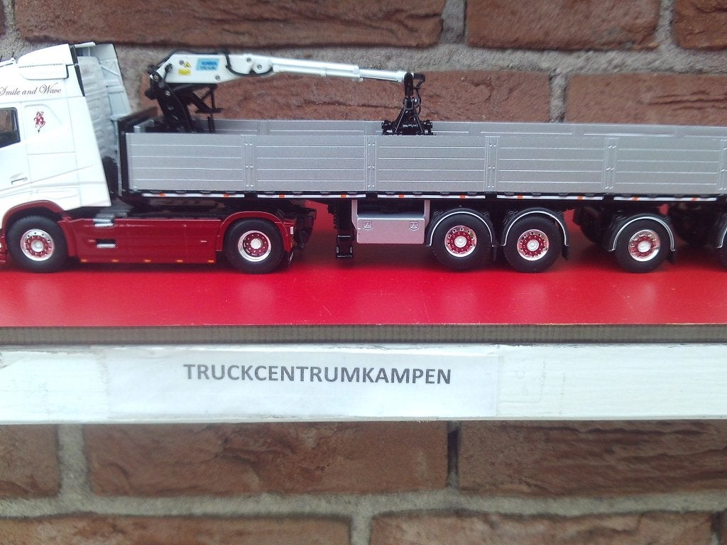 WSI  Volvo  FH5  Globetrotter  van  van  Rhoon., Hobby en Vrije tijd, Modelauto's | 1:50, Ophalen of Verzenden, Nieuw, Bus of Vrachtwagen
