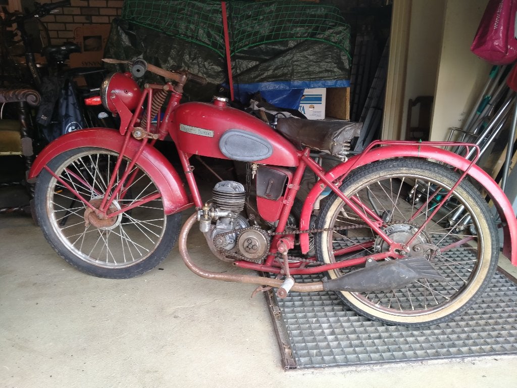 la francaise Diamant motor, Gebruikt, 125 cc, 11 kW of minder, Handgeschakeld