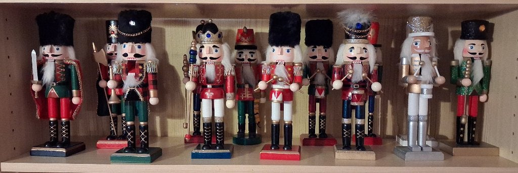 13 x notenkraker, Diversen, Kerst, Ophalen of Verzenden, Zo goed als nieuw