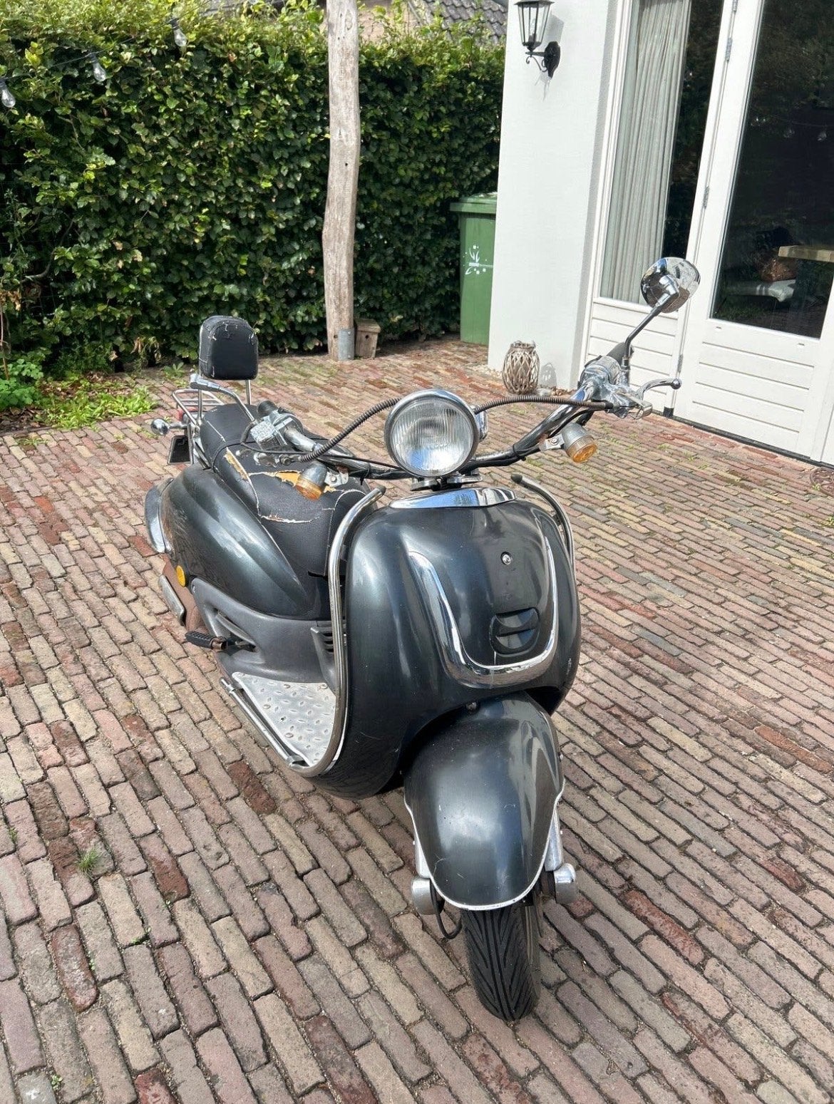 AGM retro scooter - Start en loopt prima, Fietsen en Brommers, Ophalen, Gebruikt, Benzine, Overige merken