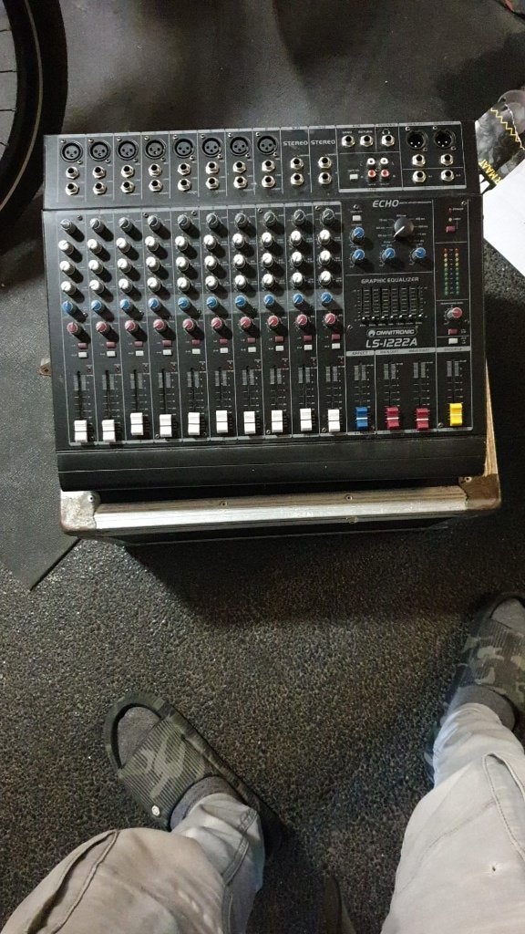 meng paneel OMNITRONIC LS-1222A Live Mixer met voeding, Ophalen of Verzenden, Zo goed als nieuw, 120 watt of meer, Overige merken