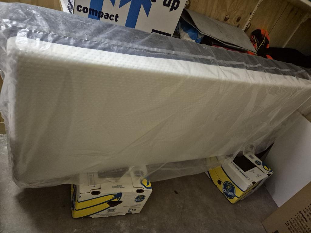 een persoons matras (emma), Huis en Inrichting, Slaapkamer | Matrassen en Bedbodems, Ophalen, Eenpersoons, Zo goed als nieuw, 80 cm