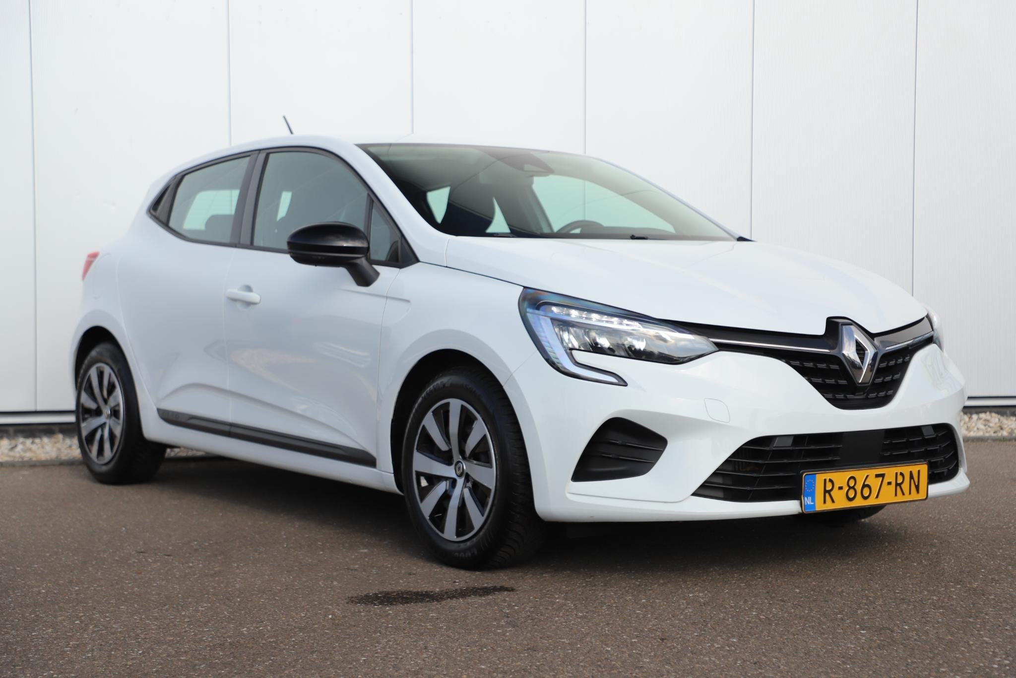Renault Clio 1.0 TCe 90 Equilibre Navigatie Carplay Android, Voorwielaandrijving, Gebruikt, Euro 6, 580 kg