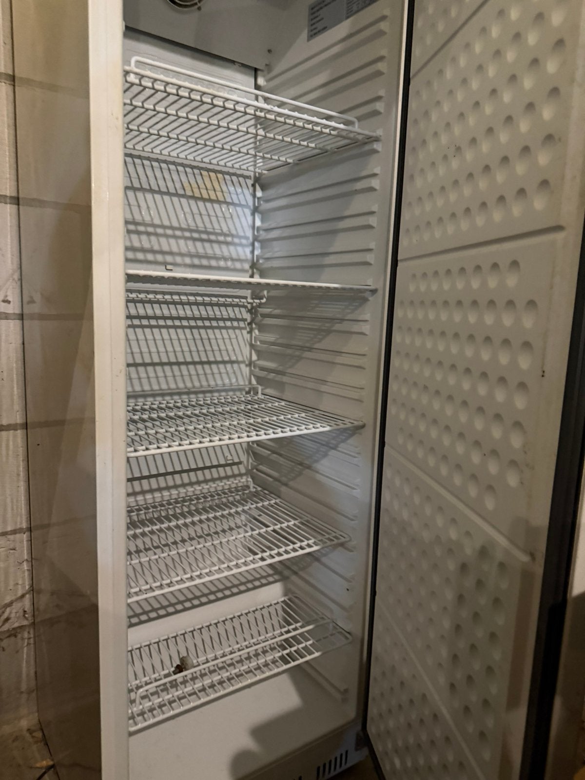 Zeer goede ruime koelkast 400L geschikt voor kratten, Ophalen of Verzenden, Zo goed als nieuw, Minder dan 60 cm, 160 cm of meer