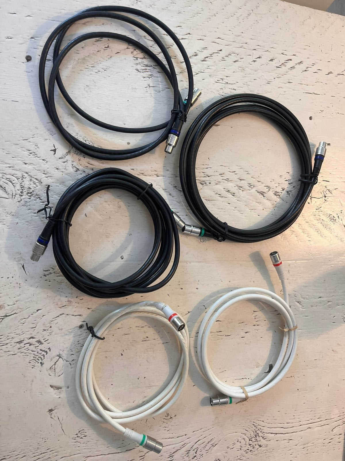 Set van 5 Technetix RLA++ Coaxkabels, Ziggo geschikt, Ophalen, Zo goed als nieuw, 2 tot 5 meter, Coaxiale kabel