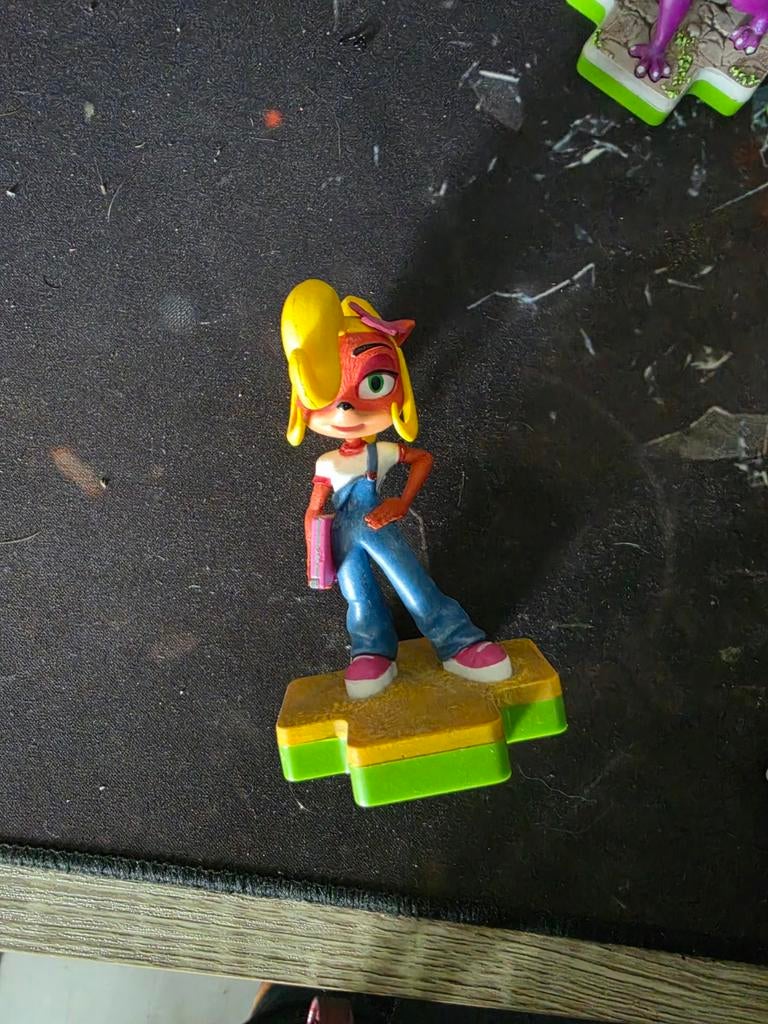 Totaku Crash Bandicoot Coco Bandicoot Figuur, Ophalen of Verzenden, Zo goed als nieuw