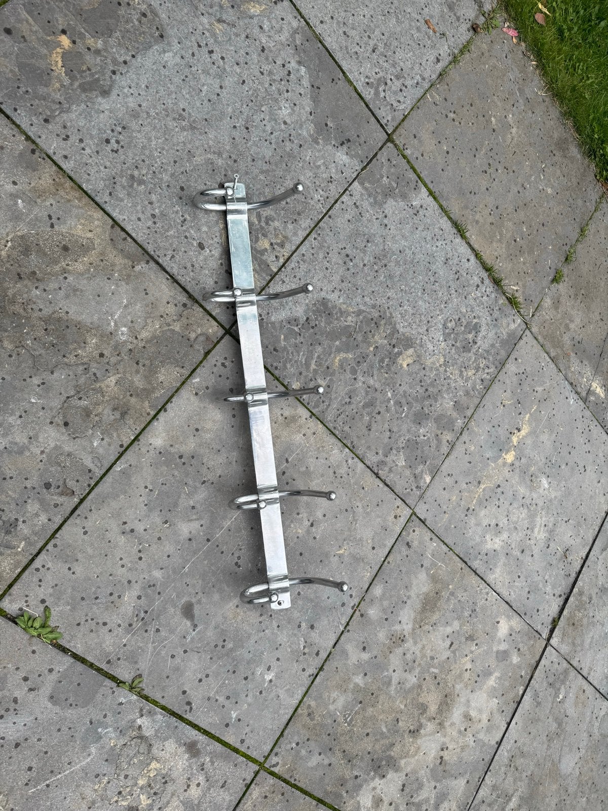 Metalen wandkapstok met 5 haken - 82/83 cm lang, Wandkapstok, Gebruikt, Ophalen of Verzenden, Minder dan 100 cm