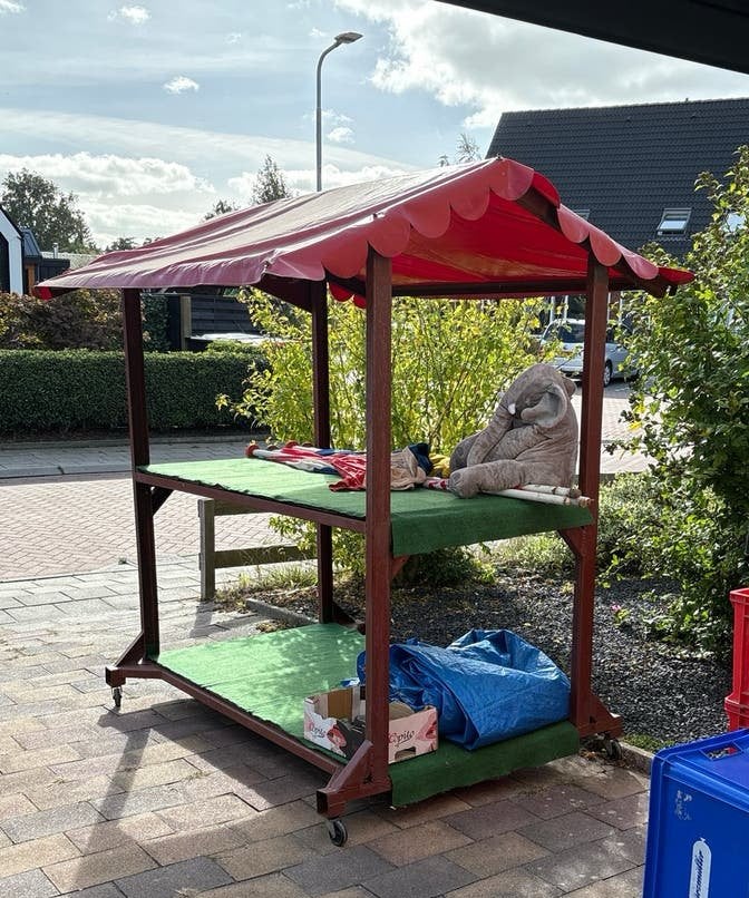 Verrijdbare Ijzeren Kraam - Ideaal voor Thuis of Markt, Ophalen of Verzenden, Gebruikt