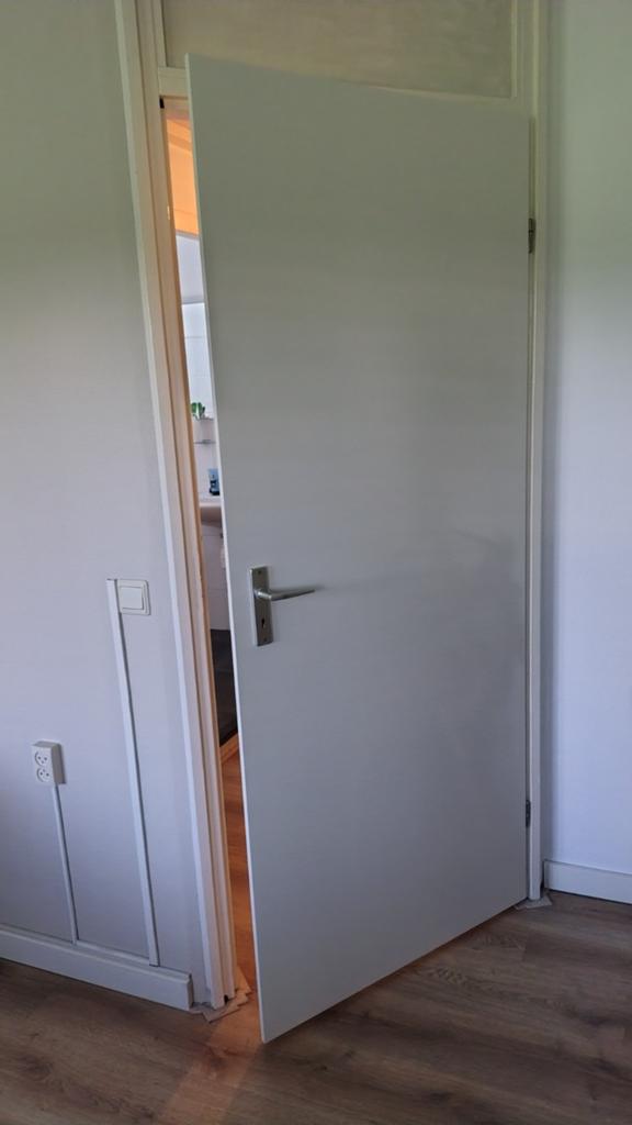 GRATIS 🚪 4 stuks opdekdeuren, Doe-het-zelf en Verbouw, Deuren en Horren, Ophalen, Binnendeur, 200 tot 215 cm