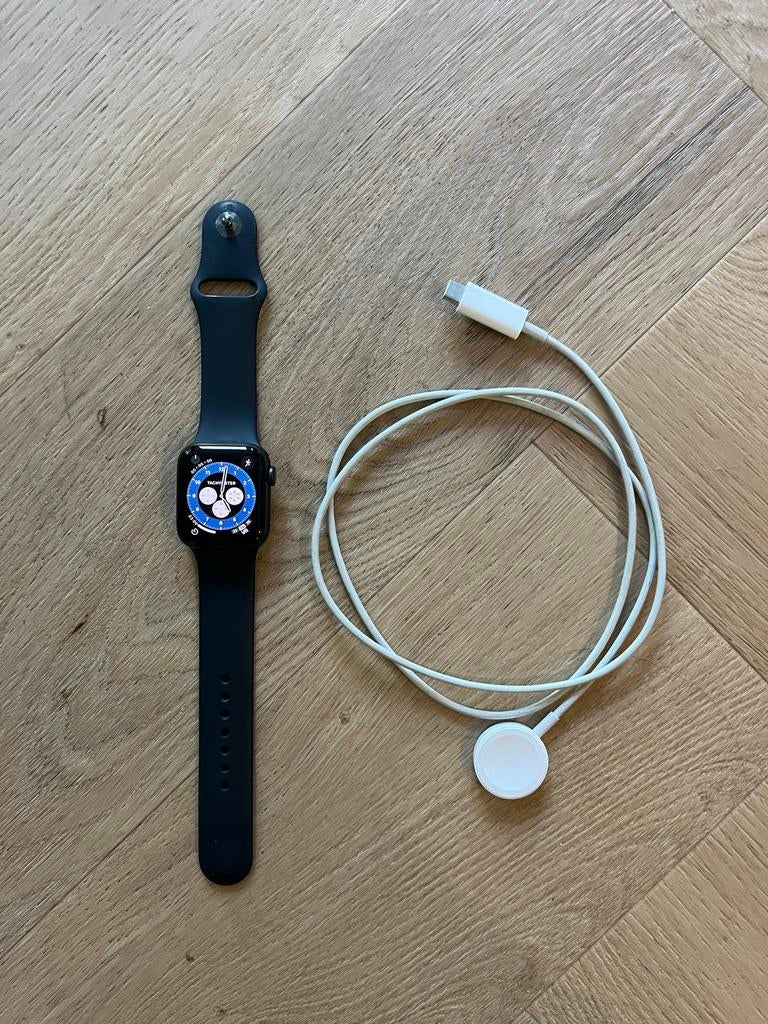 Apple Watch SE 40mm Space Grey Aluminium Midnight Band, IOS, Ophalen of Verzenden, Zo goed als nieuw, Waterdicht