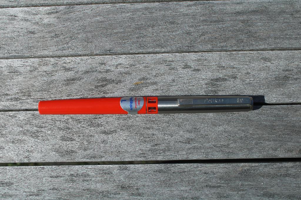 pelikan school vulpen met sticker, Verzenden, Zo goed als nieuw, Vulpen, Overige merken