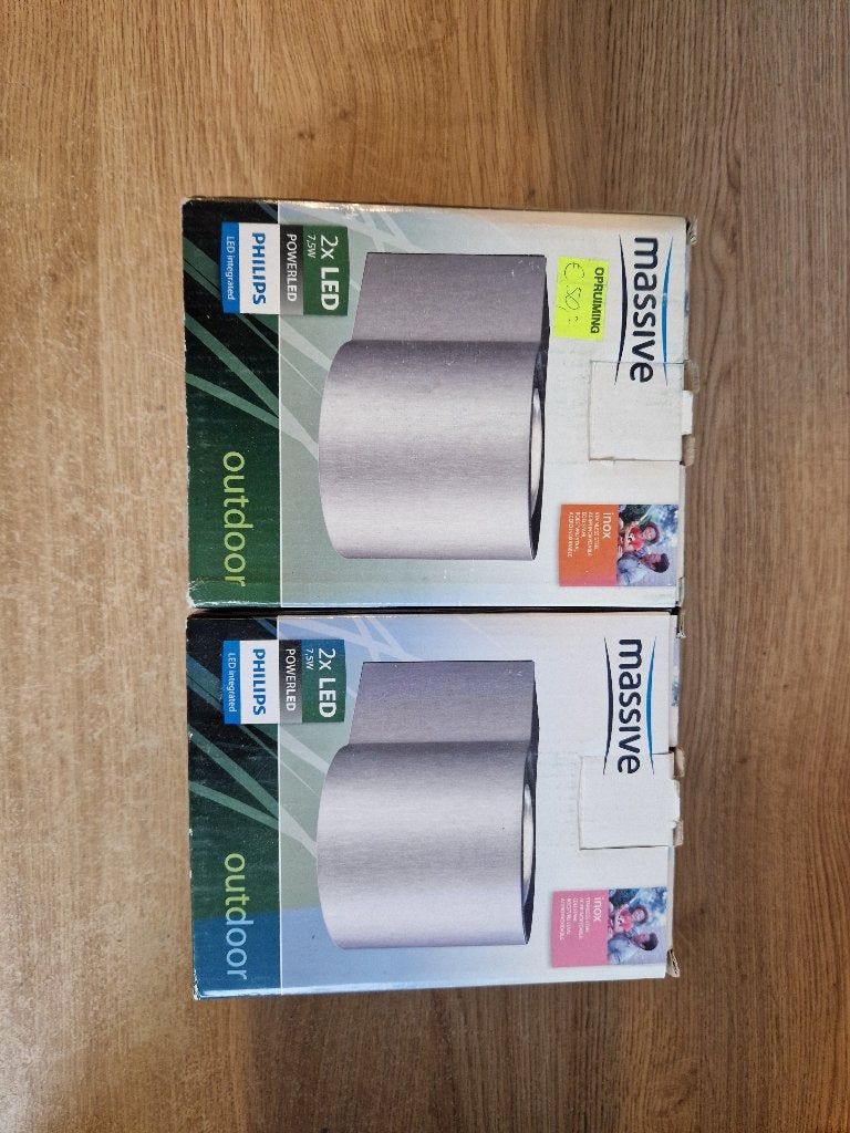 2x nieuwe philips massive stavanger led inox buitenlamp, Minder dan 50 watt, Wandlamp, Ophalen of Verzenden, Netvoeding