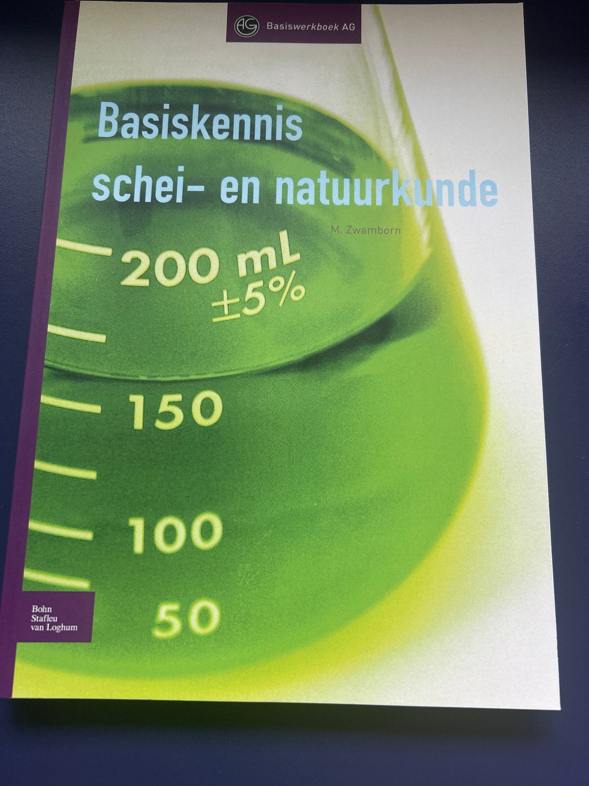 Basiskennis schei- en natuurkunde - M. Zwamborn, Boeken, Ophalen of Verzenden, Beta, Gelezen, Overige niveaus