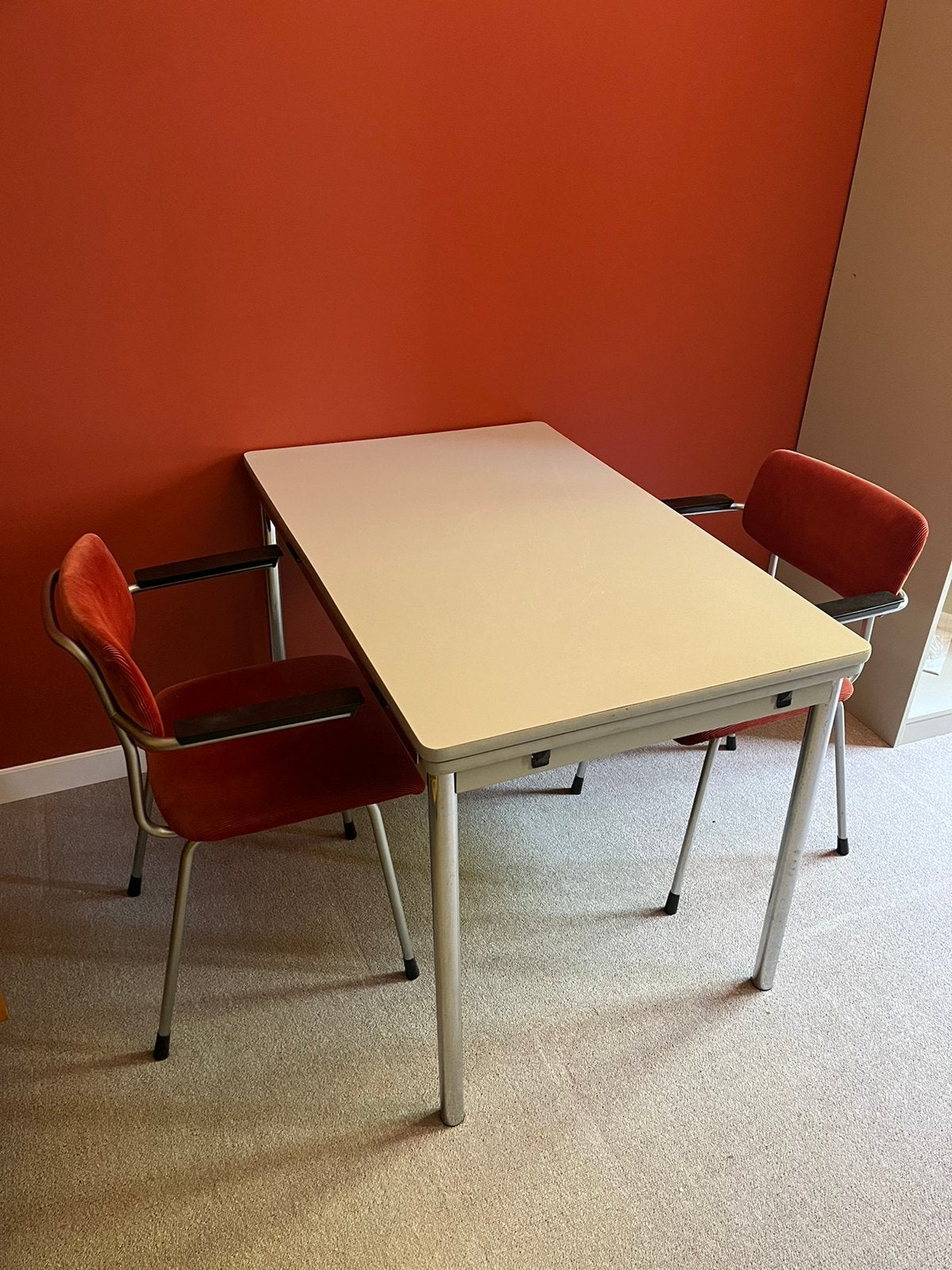 Vintage uitschuifbare formica tafel, Huis en Inrichting, Tafels | Eettafels, Ophalen, Gebruikt, 100 tot 150 cm, 50 tot 100 cm