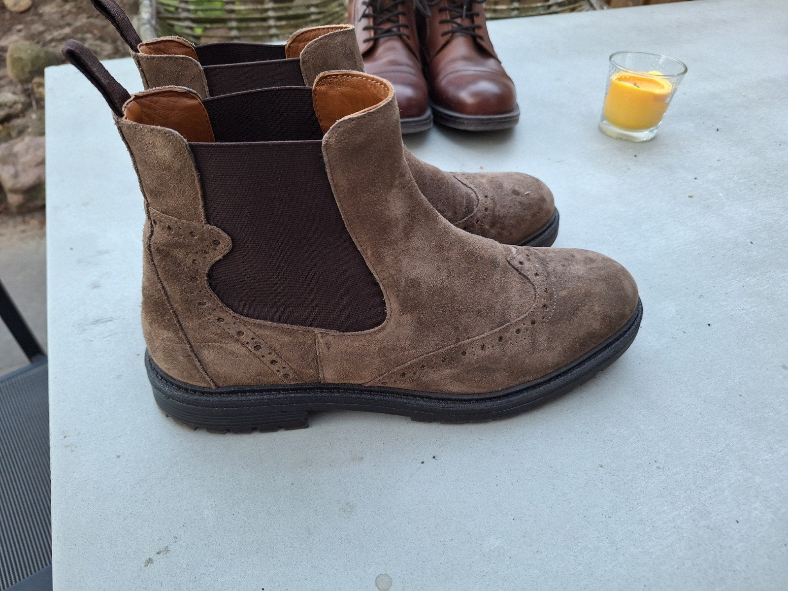 Mooie bruine instap laarzen water afstotend, Bruin, Boots, Ophalen of Verzenden, Zo goed als nieuw