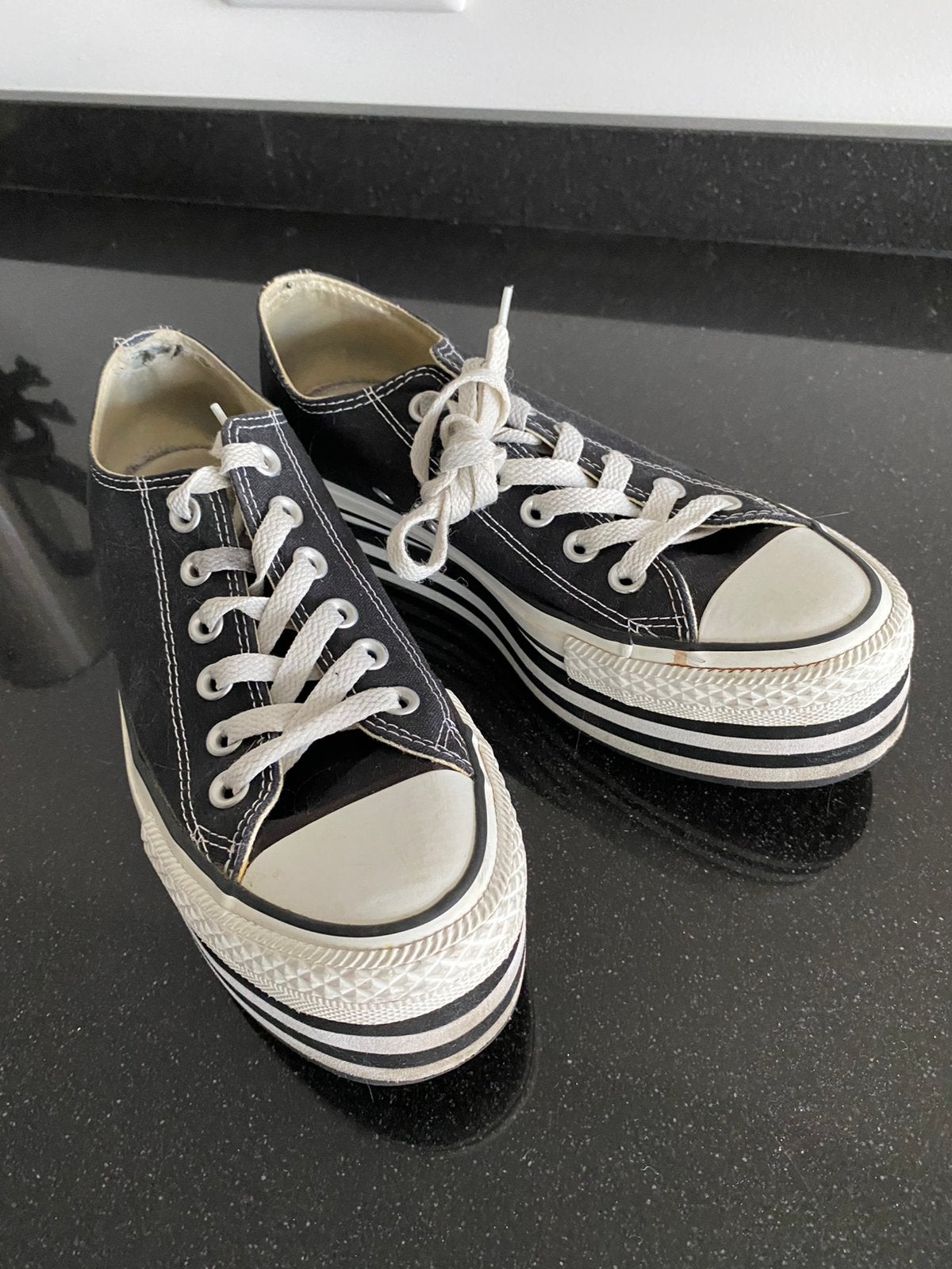 CONVERSE ALL STARS PLATEAU ZWART 38, Kleding | Dames, Schoenen, Zwart, Ophalen of Verzenden, Sneakers of Gympen, Zo goed als nieuw