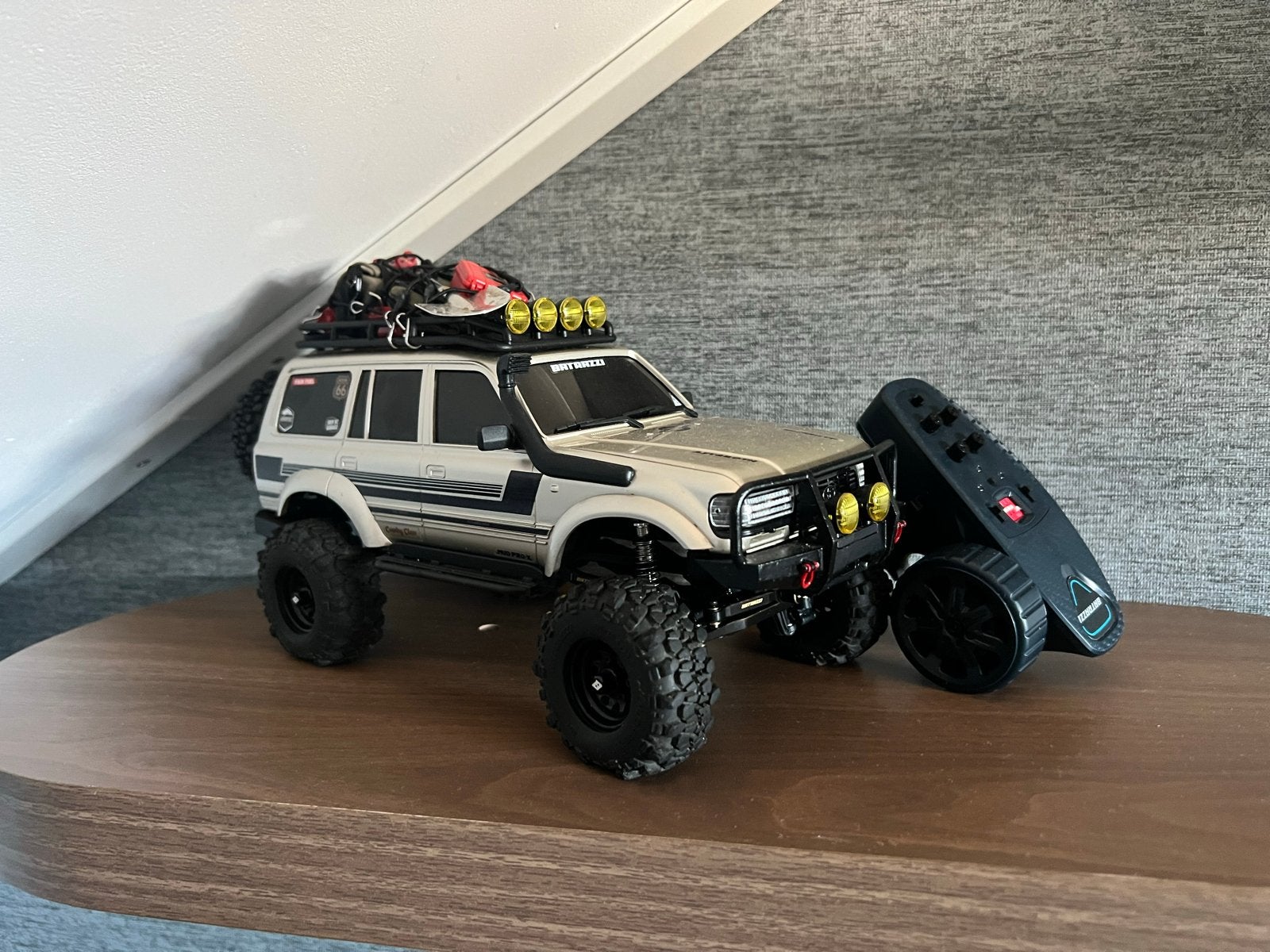 FMS FCX18 LC80 Limited Edition | Custom Build (m2452913156) — Modelbouw ...