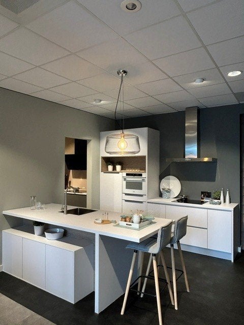 Eiland showroomkeuken voor € 5.850, Ophalen, Wit, Overige typen, Nieuw
