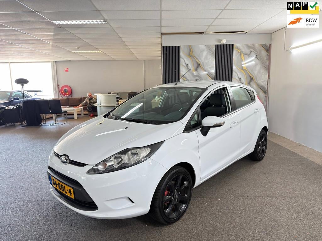 Ford Fiesta 1.25 Limited Apk Nieuw,Airco,E-Ramen,Parksensor,, Voorwielaandrijving, Euro 5, Stof, 60 pk