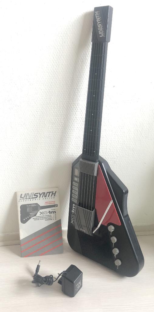 Suzuki XG-1M Midi guitar controller, Ophalen of Verzenden, Gebruikt, Solid body, Overige merken