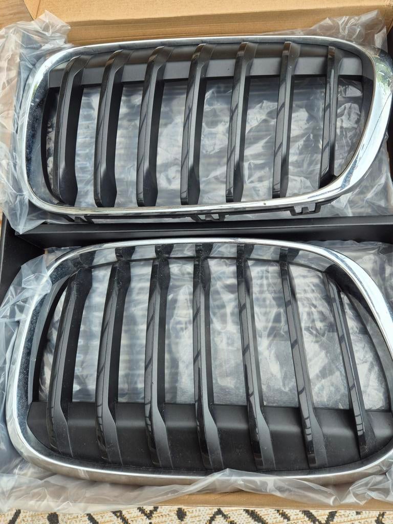Originele Grill voor BMW X1, Ophalen, Voor, Nieuw, Bumper