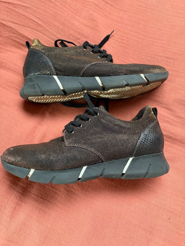 Sneakers (goud/zilver/zwart), Kleding | Dames, Schoenen, Zwart, Ann rocks, Ophalen of Verzenden, Sneakers of Gympen