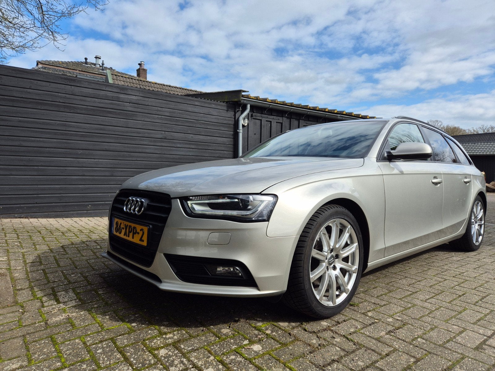 Lichtmetalen velgen Audi A4 met winterbanden, Auto-onderdelen, Banden en Velgen, Ophalen, 18 inch, 245 mm, Banden en Velgen