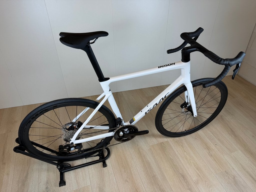 Isaac Boson - 2026 - Shimano 105 Di2 - XL - Aanbieding, 28 inch, Carbon, Heren, Niet ingevuld