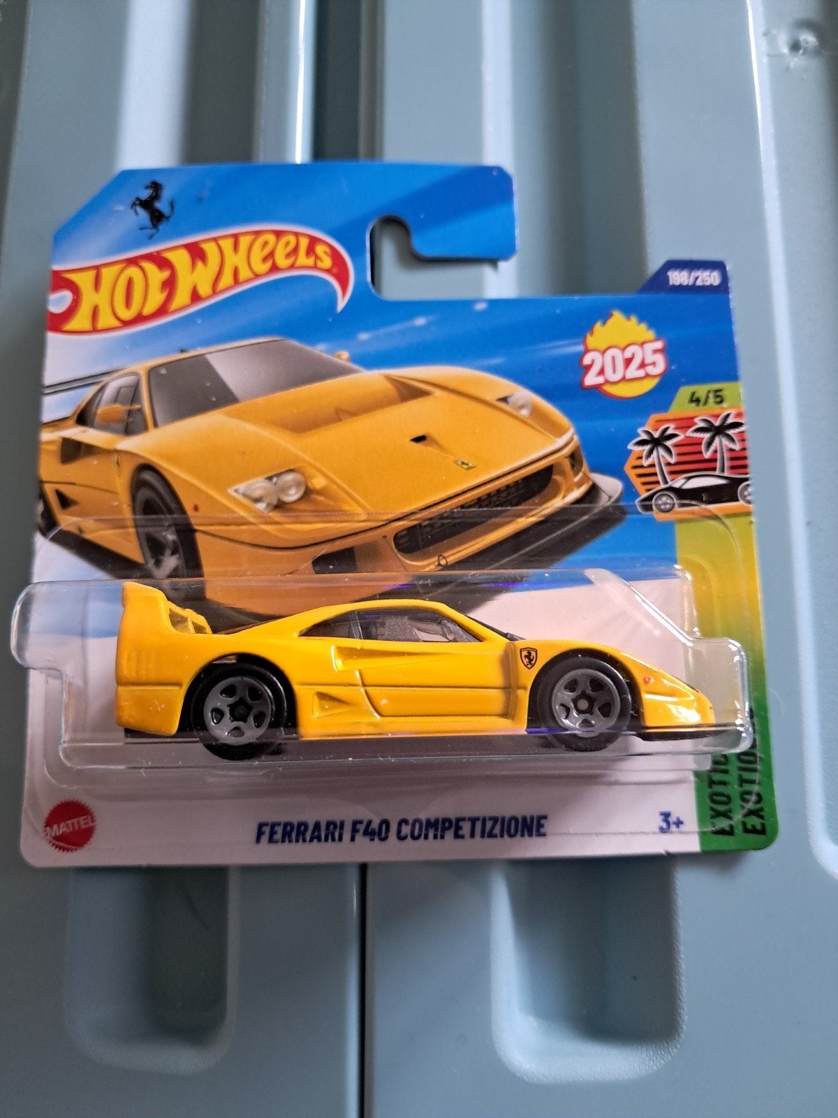 Hot Wheels Ferrari F40 Competizione geel nieuw in verpakking, Ophalen of Verzenden, Nieuw, Auto