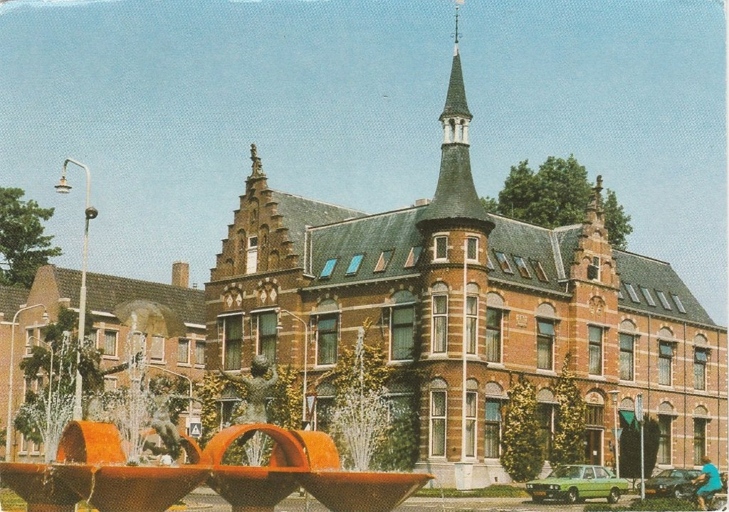 WOERDEN Stadhuis met BMW, Verzamelen, Verzenden, 1980 tot heden, Gelopen, Utrecht