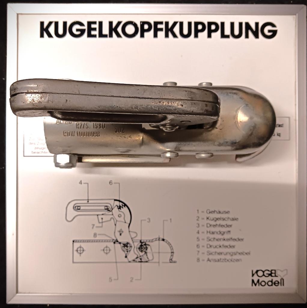 Werkend demo model van een aanhangerkoppeling, fabr. Vogel, Hobby en Vrije tijd, Modelbouw | Auto's en Voertuigen, Overige merken