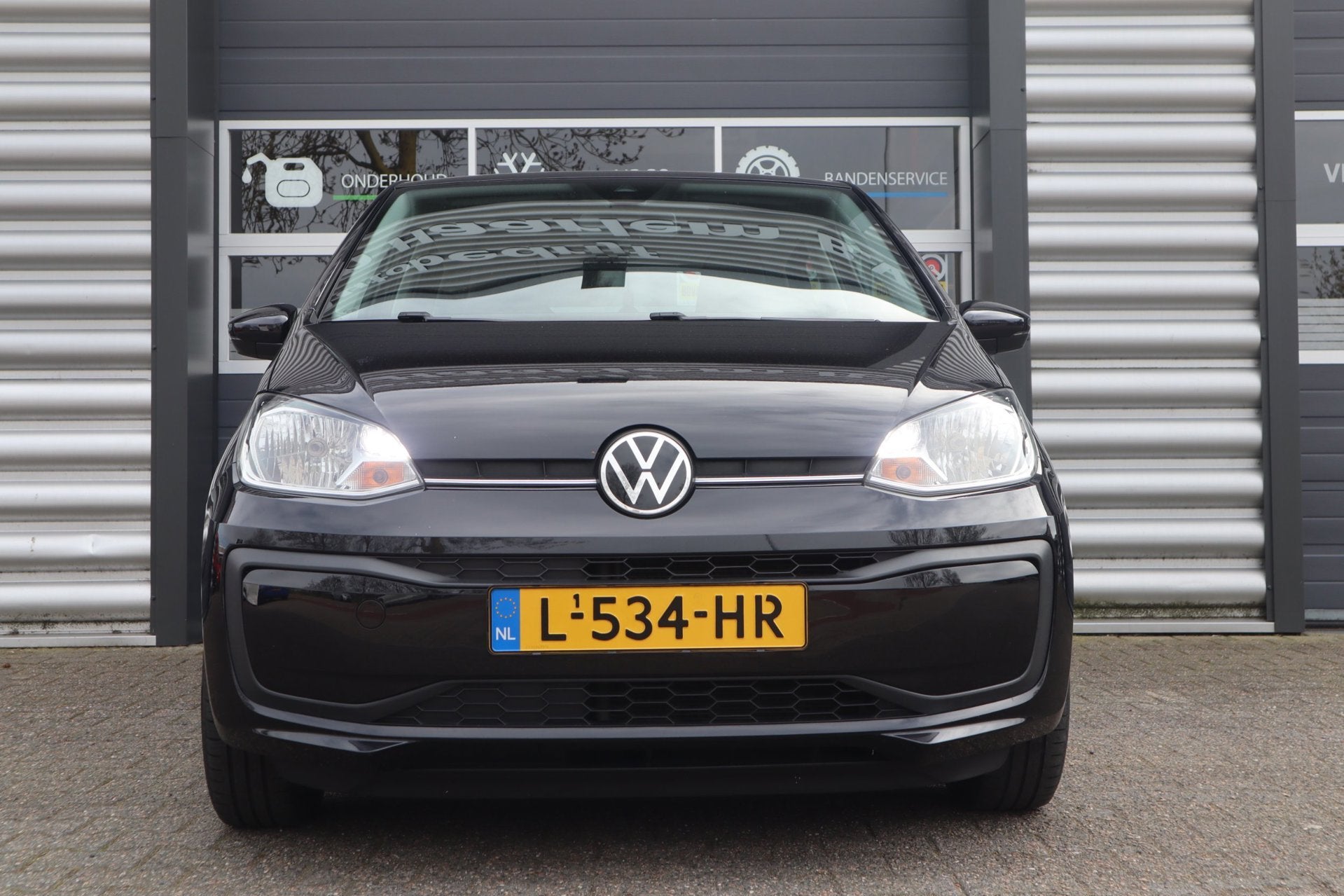 Volkswagen Up 1.0, Gebruikt, 4 stoelen, Origineel Nederlands, Bedrijf