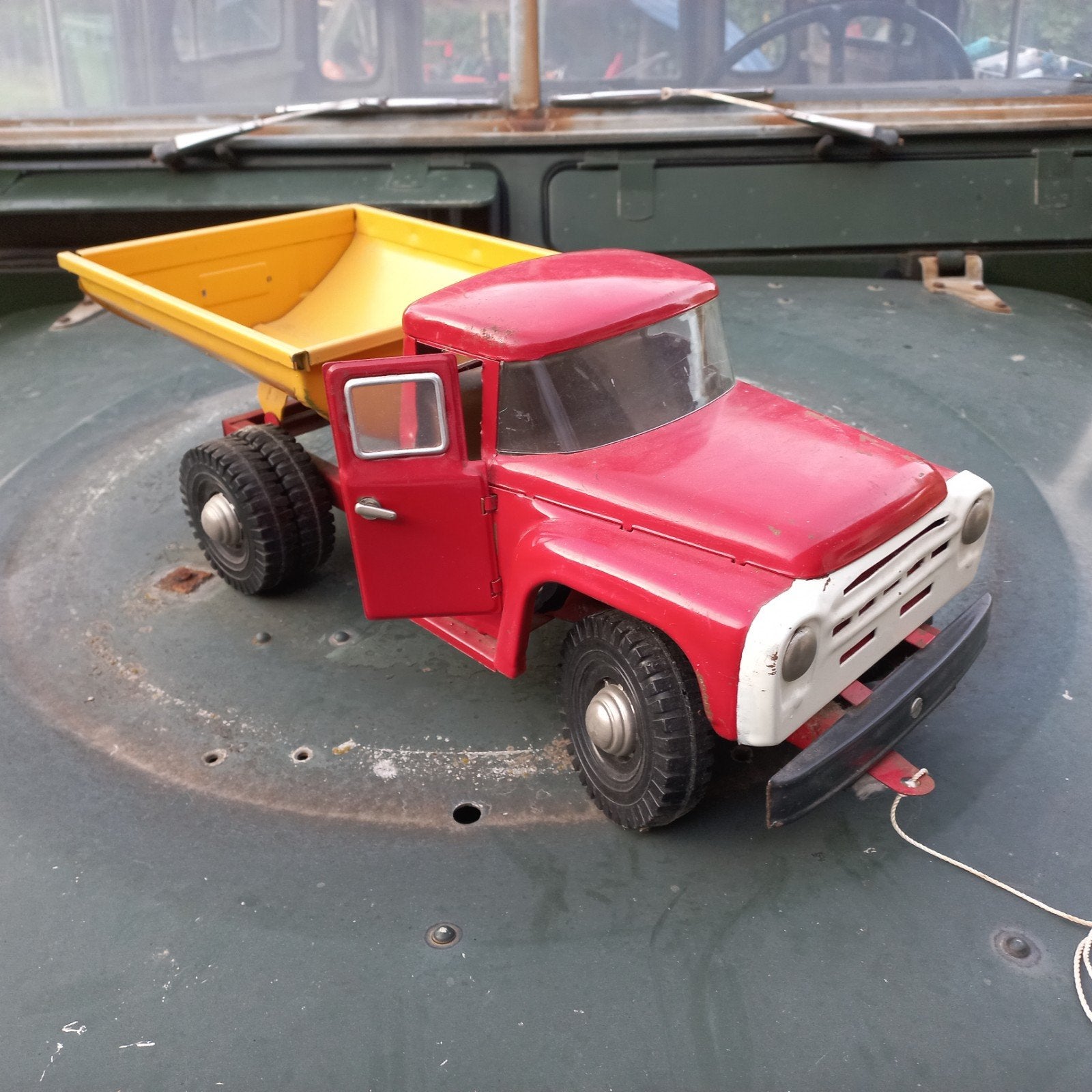 Vintage blikken speelgoed kiepwagen vrachtauto, Antiek en Kunst, Ophalen of Verzenden