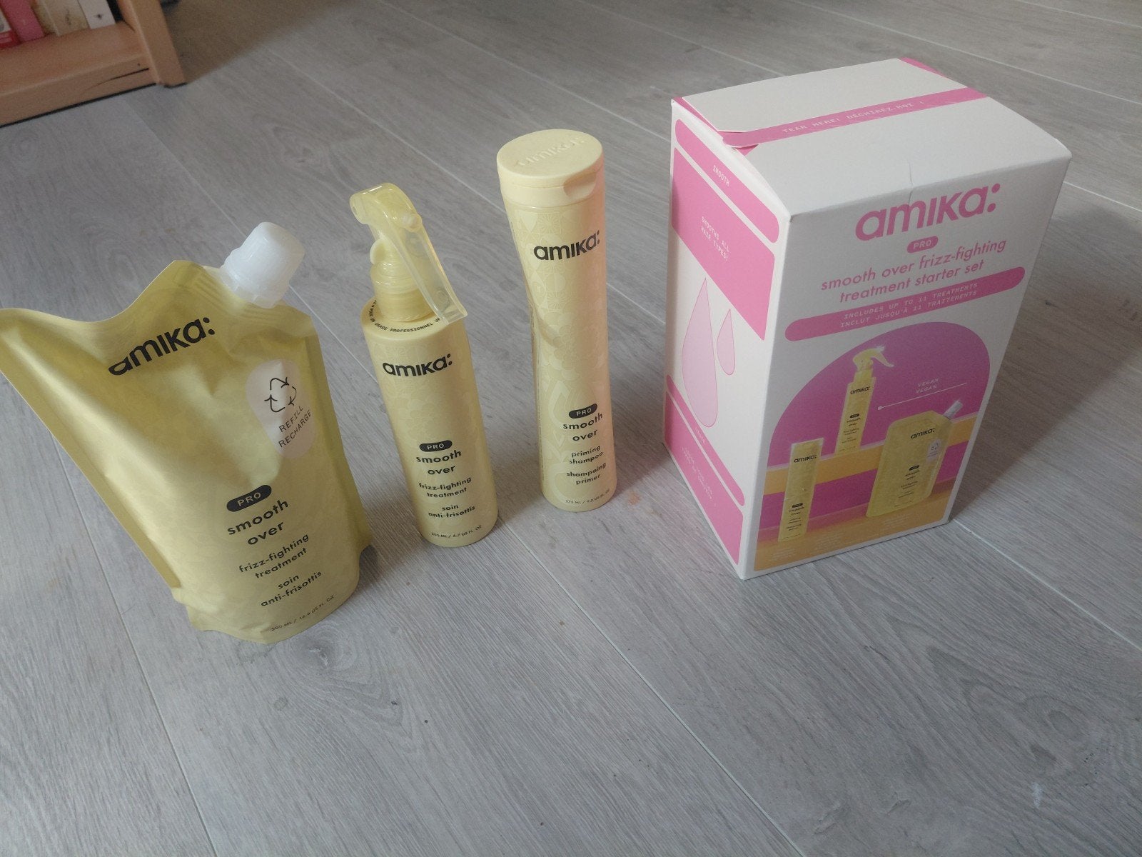 Amika Frizz-Fighting Treatment, Ophalen of Verzenden, Nieuw, Haarverzorger of -hersteller