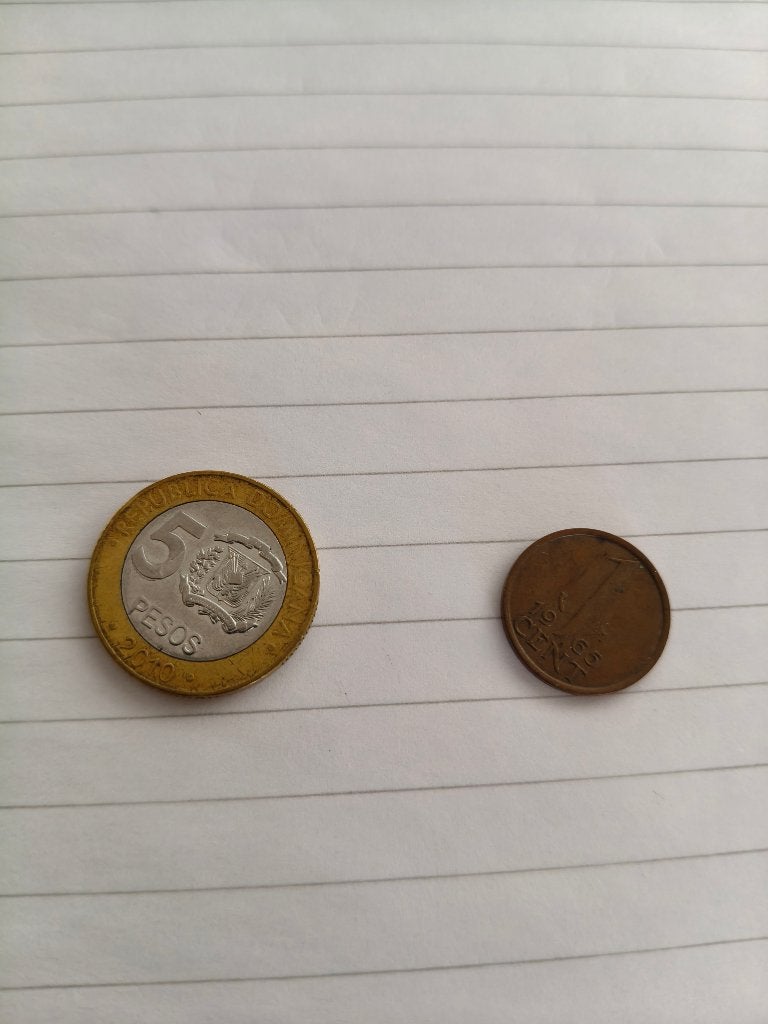 1 munt (dominicaanse rep.) en een cent uit 1965, Postzegels en Munten, Munten | Nederland, Ophalen of Verzenden, Koningin Juliana
