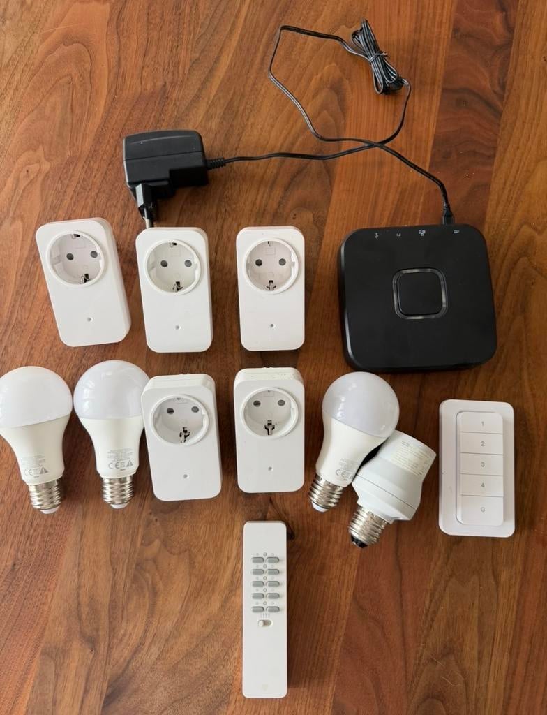 KlikAanKlikUit ICS-2000 Smart Bridge met LED lamp, Led-lamp, Minder dan 30 watt, Zo goed als nieuw, E27 (groot)